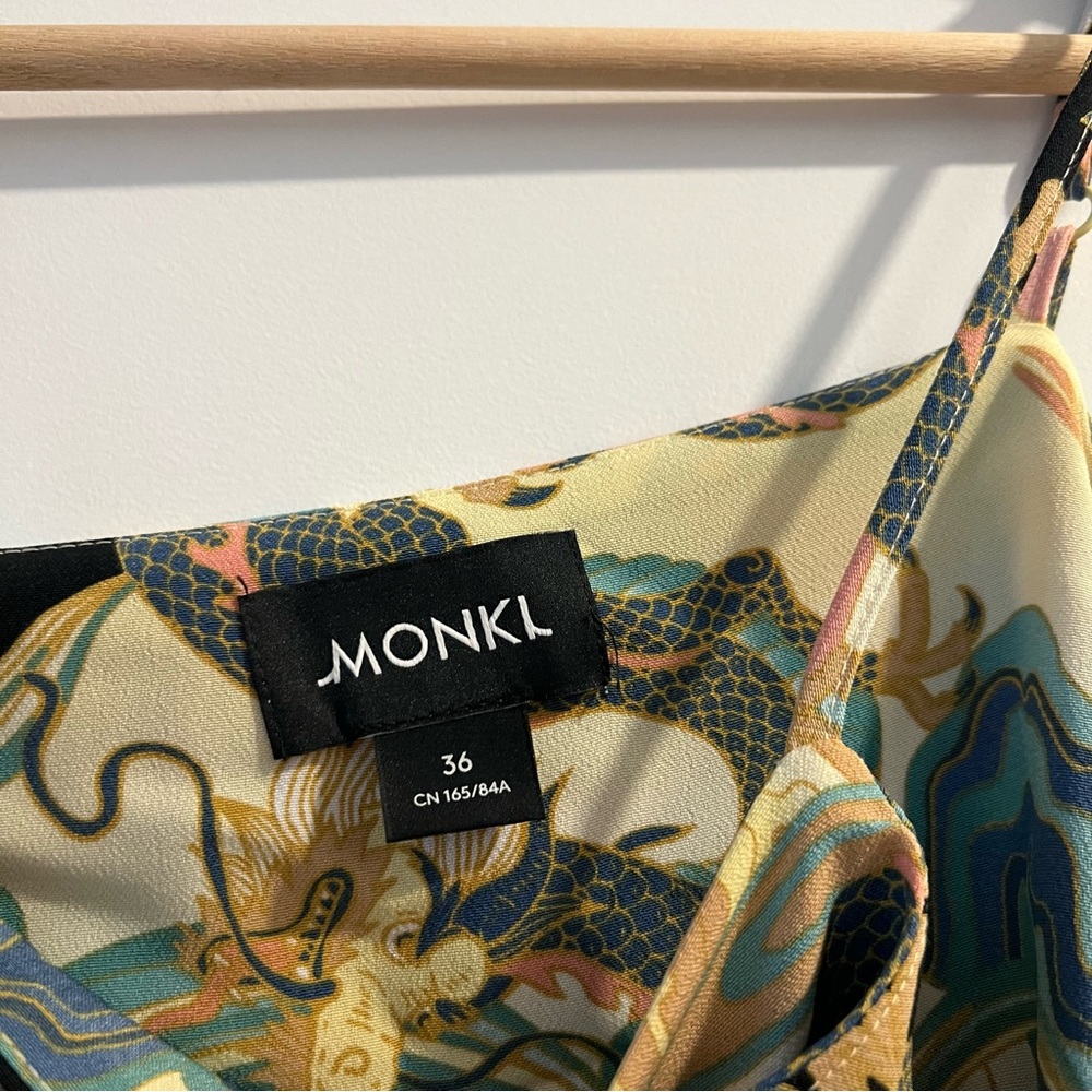 Monkl Asian inspired mini dress - Picture 2 of 3